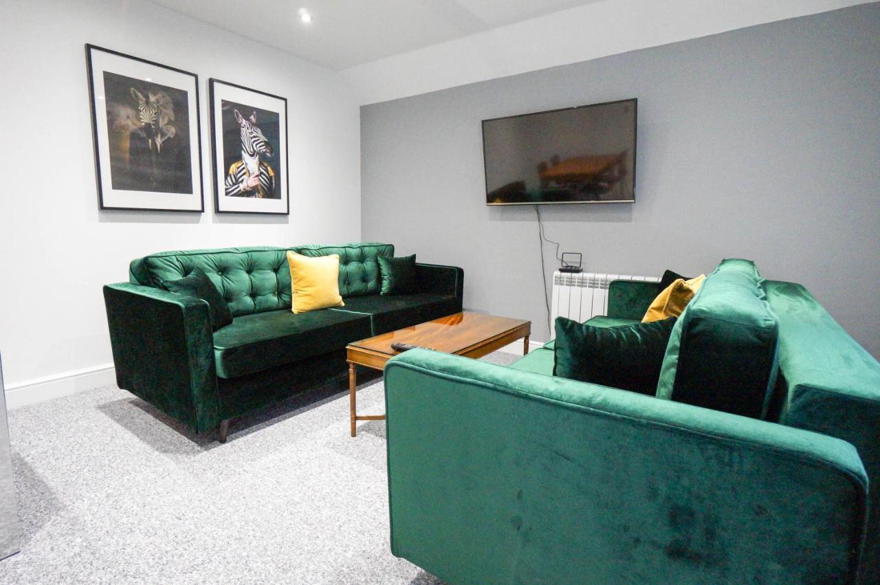 Premium Apartments Thatcham Broadway Экстерьер фото
